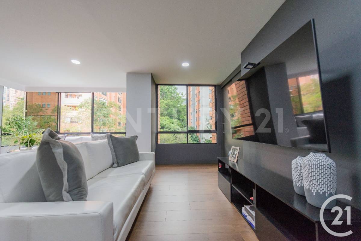 Apartamento en venta en La Aguacatala, Medellín · foto 10 de 22