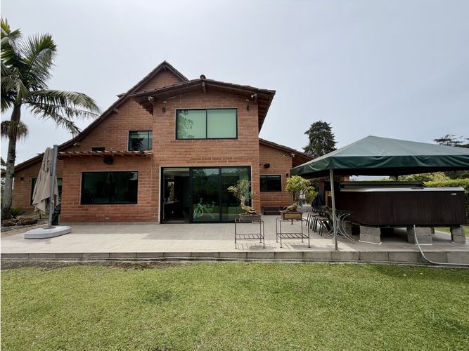 Casa de 3 alcobas en venta en Pontezuela, Rionegro, 350 m² · foto 8 de 13