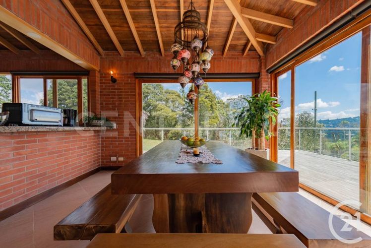 Finca en venta en Santa Elena, Medellín, 384 m² · foto 12 de 24