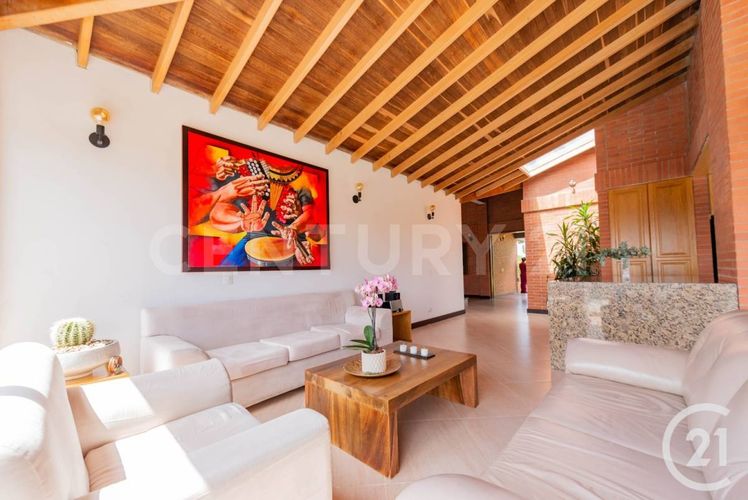 Finca en venta en Santa Elena, Medellín, 384 m² · foto 14 de 24