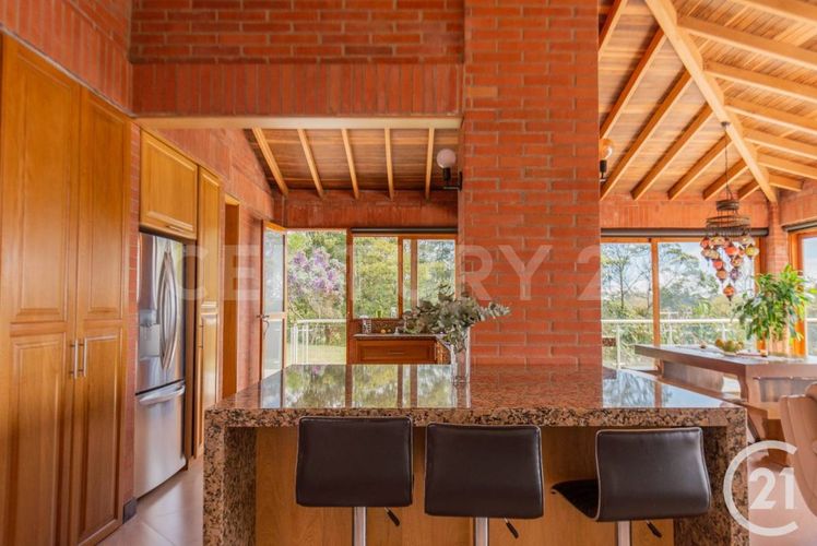 Finca en venta en Santa Elena, Medellín, 384 m² · foto 16 de 24