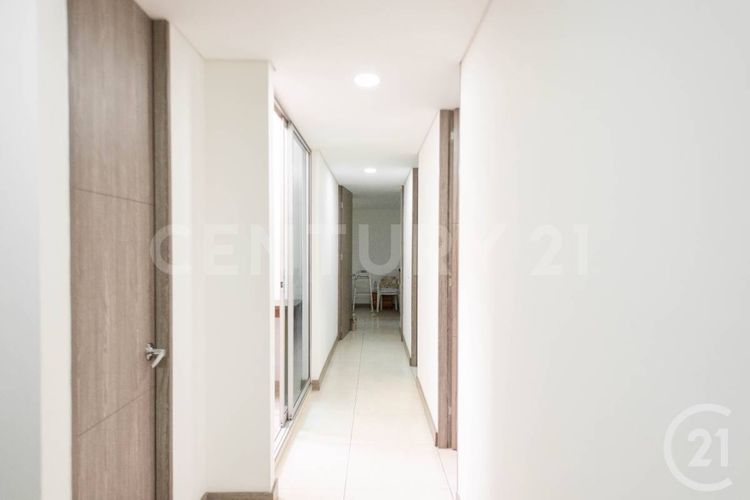 Apartamento de 3 alcobas en venta en Belén, Medellín, 106 m² · foto 7 de 16