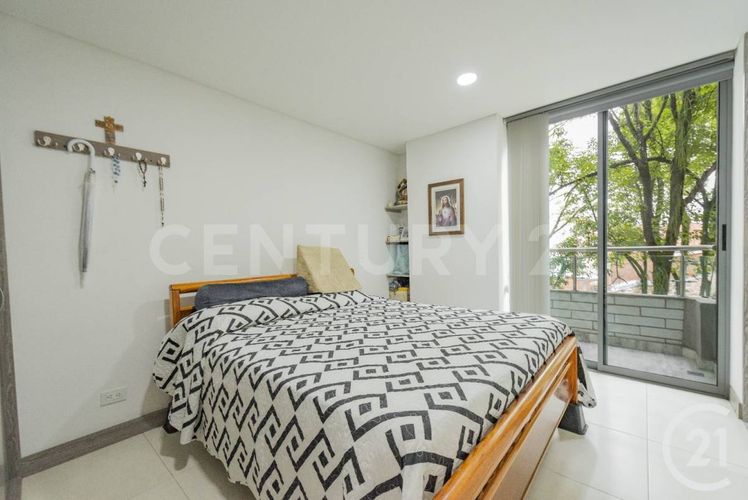 Apartamento de 3 alcobas en venta en Belén, Medellín, 106 m² · foto 11 de 16