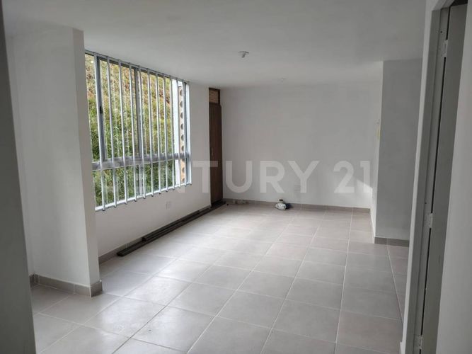 Apartamento de 2 alcobas en venta en La Ceja, 49 m² · foto 2 de 15