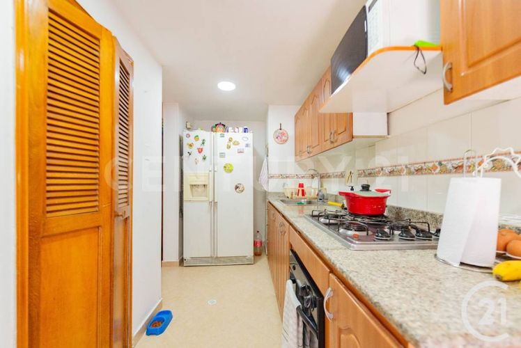 Apartamento de 3 alcobas en venta en Cd San Lucas, Envigado, 97 m² · foto 3 de 18