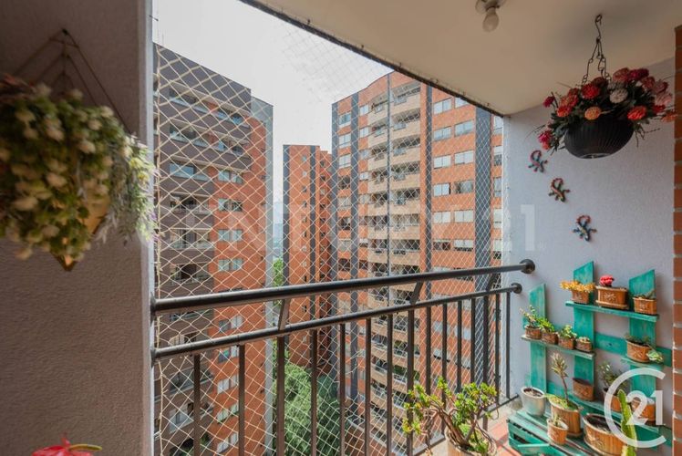 Apartamento de 3 alcobas en venta en Cd San Lucas, Envigado, 97 m² · foto 6 de 18