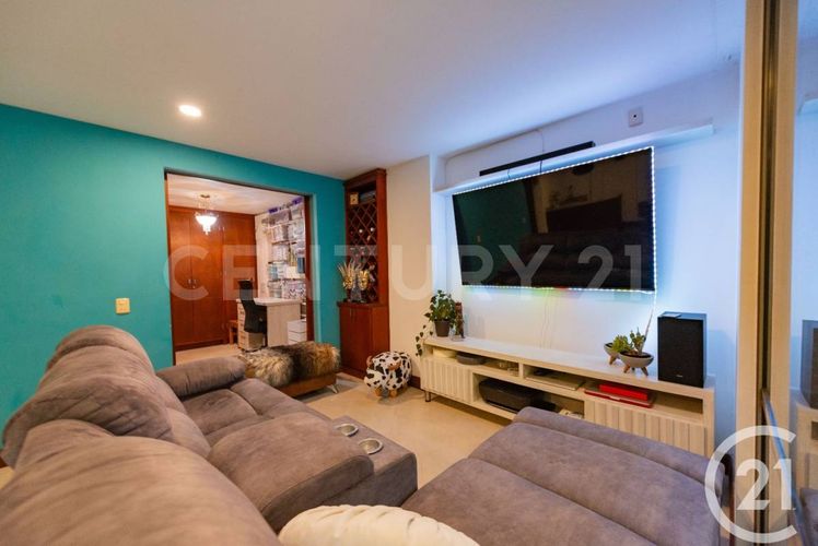 Casa de 3 alcobas en venta en San Lucas, Medellín, 244 m² · foto 8 de 20