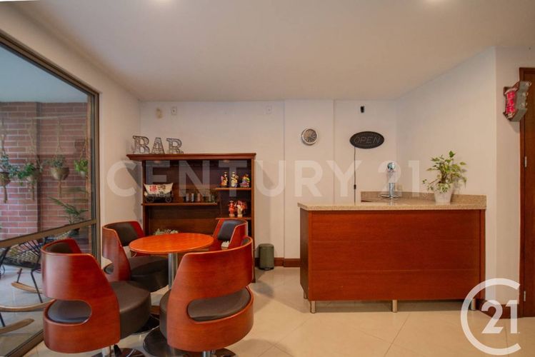 Casa de 3 alcobas en venta en San Lucas, Medellín, 244 m² · foto 10 de 20