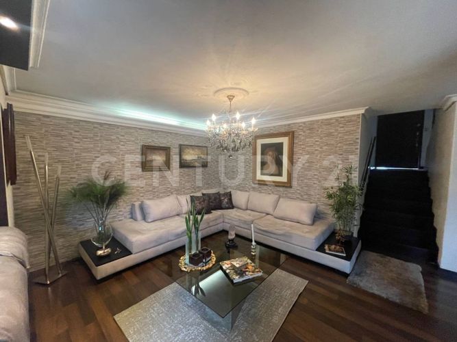 Casa de 3 alcobas en venta en La Pradera, Envigado, 220 m² · foto 5 de 22