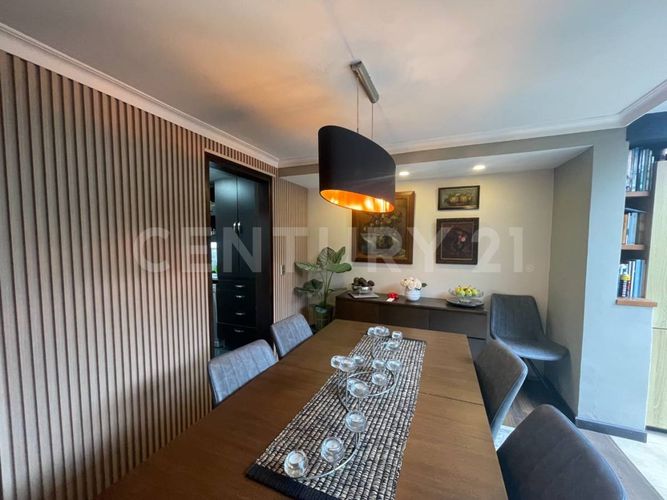 Casa de 3 alcobas en venta en La Pradera, Envigado, 220 m² · foto 6 de 22