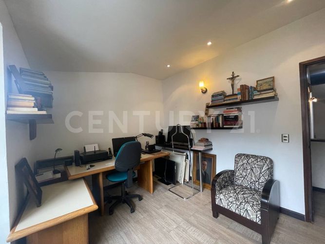 Casa de 3 alcobas en venta en La Pradera, Envigado, 220 m² · foto 15 de 22