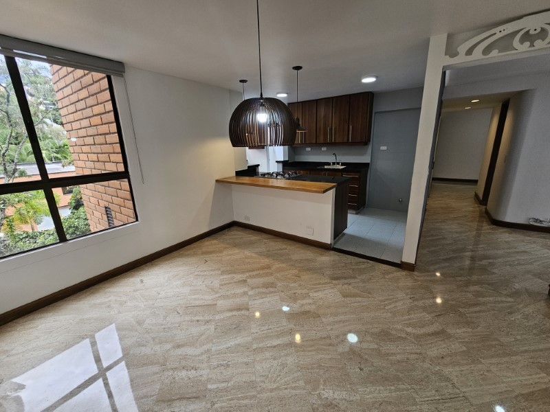 Apartamento en arriendo en El Poblado, Medellín · foto 4 de 16