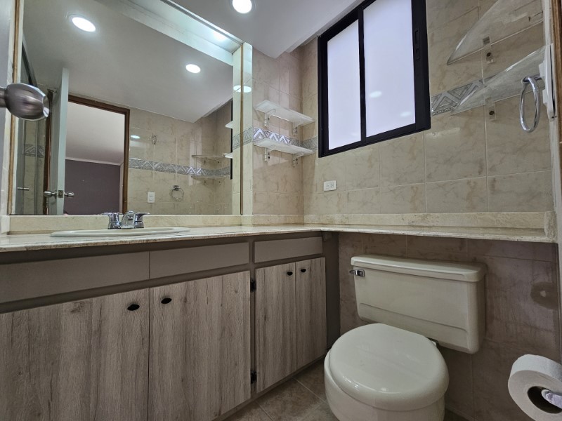 Apartamento en arriendo en El Poblado, Medellín · foto 12 de 16