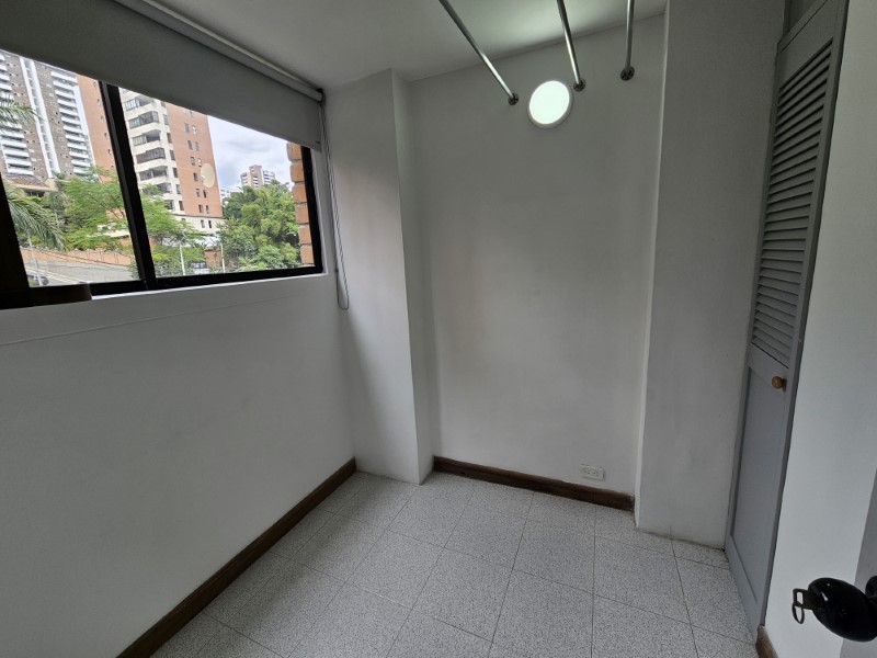 Apartamento en arriendo en El Poblado, Medellín · foto 14 de 16