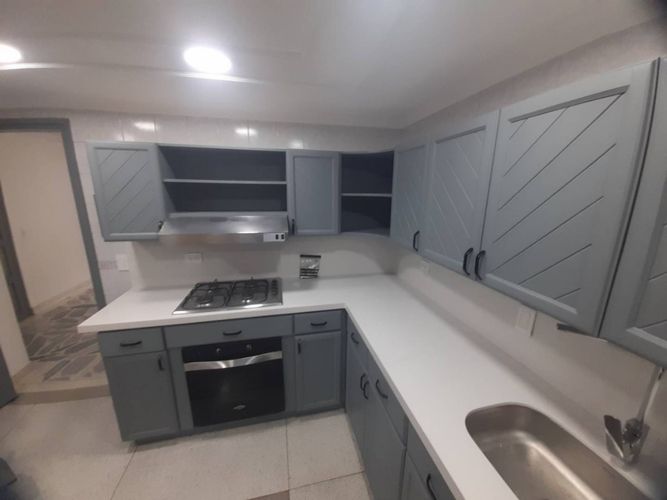 Apartamento de 4 alcobas en arriendo en Vía Las Palmas, Medellín, 210 m² · foto 2 de 24