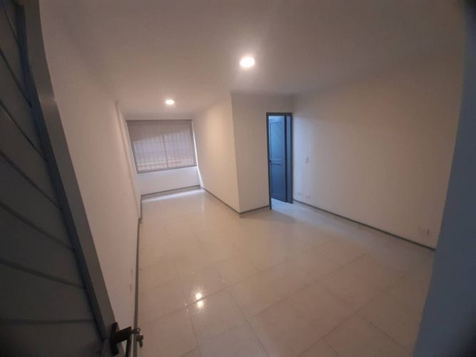Apartamento de 4 alcobas en arriendo en Vía Las Palmas, Medellín, 210 m² · foto 5 de 24
