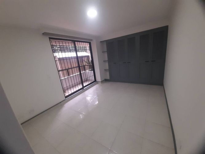 Apartamento de 4 alcobas en arriendo en Vía Las Palmas, Medellín, 210 m² · foto 7 de 24