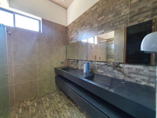 Casa de 4 alcobas en venta en El Carmin, Rionegro, 540 m² · foto 17 de 18