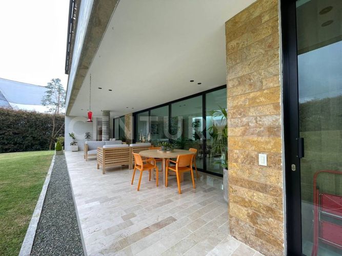 Casa de 5 alcobas en venta en Las Palmas, Envigado, 470 m² · foto 7 de 24