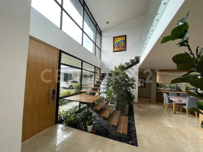 Casa de 5 alcobas en venta en Las Palmas, Envigado, 470 m² · foto 8 de 24