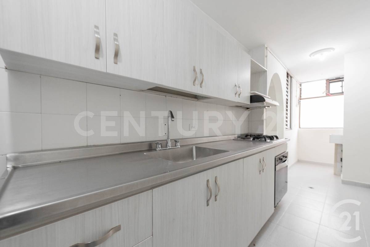 Apartamento en venta en Calasanz, Medellín · foto 2 de 19