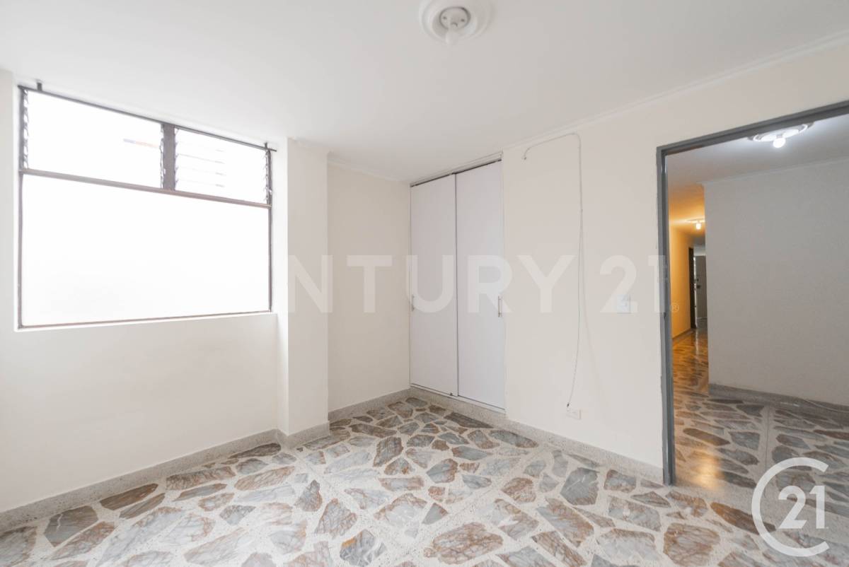 Apartamento en venta en Calasanz, Medellín · foto 8 de 19
