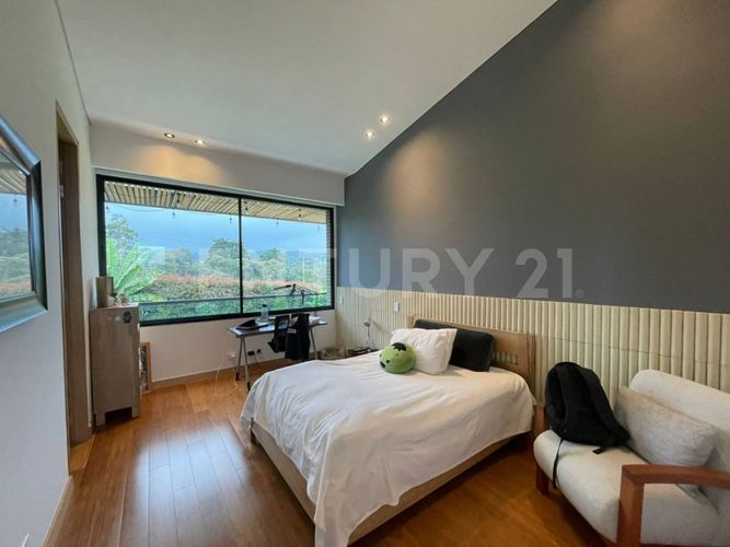 Casa de 5 alcobas en venta en Las Palmas, Envigado, 470 m² · foto 23 de 24