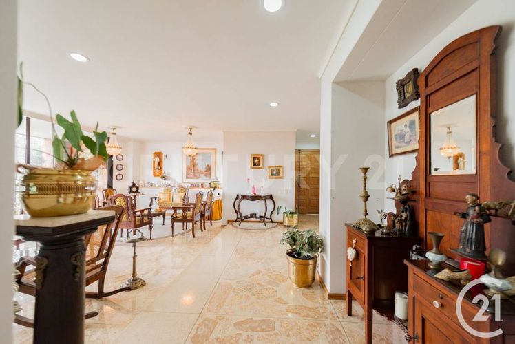Apartamento de 3 alcobas en venta en Los Parra, Medellín, 220 m² · foto 6 de 24