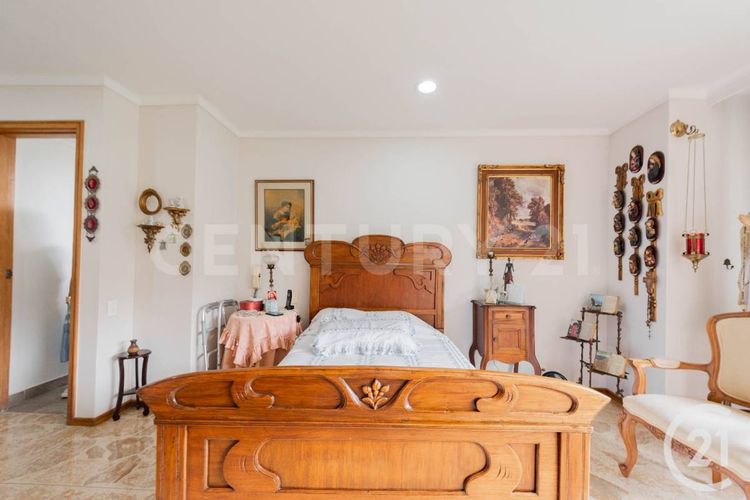 Apartamento de 3 alcobas en venta en Los Parra, Medellín, 220 m² · foto 13 de 24