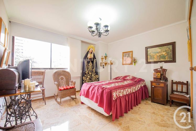 Apartamento de 3 alcobas en venta en Los Parra, Medellín, 220 m² · foto 16 de 24