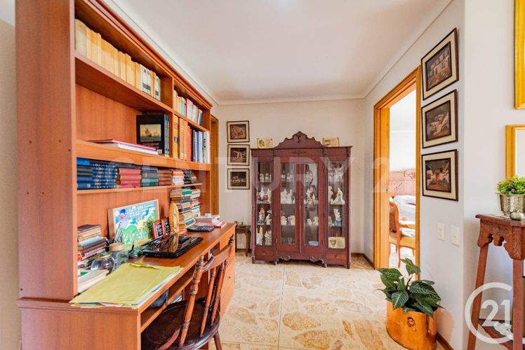 Apartamento de 3 alcobas en venta en Los Parra, Medellín, 220 m² · foto 20 de 24