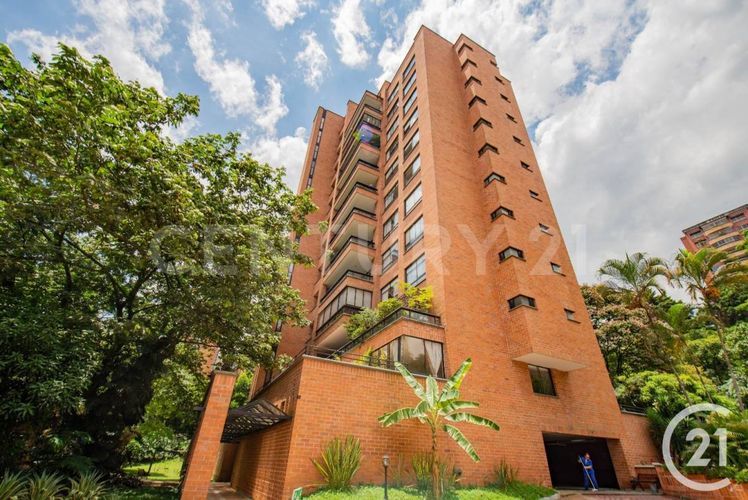 Apartamento de 3 alcobas en venta en Los Parra, Medellín, 220 m² · foto 24 de 24