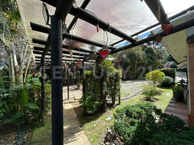 Casa de 5 alcobas en venta en Pantanillo, Envigado, 320 m² · foto 21 de 22