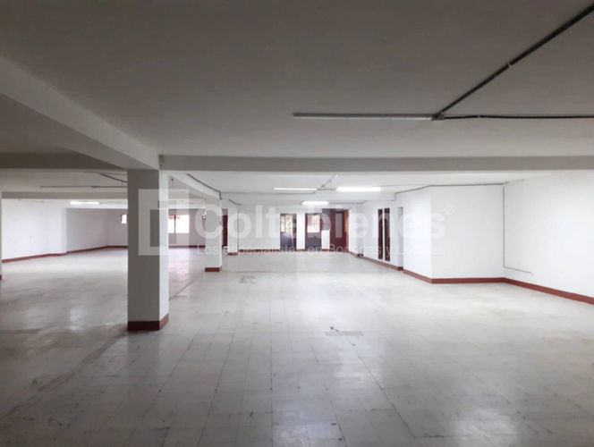 Bodega en arriendo en Caribe, Medellín, 530 m² · foto 4 de 18