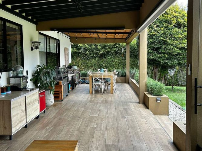 Casa de 3 alcobas en venta en Cabeceras De Llanogrande, Rionegro, 267 m² · foto 16 de 22
