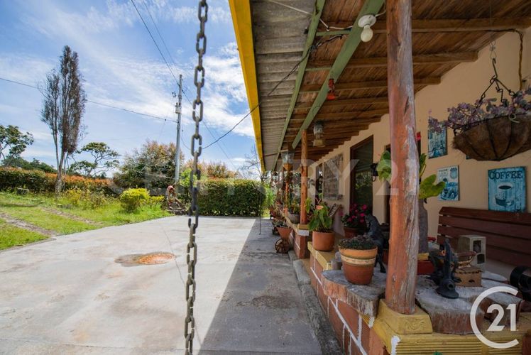 Casa de 2 alcobas en venta en Santa Elena, Medellín, 145 m² · foto 14 de 21