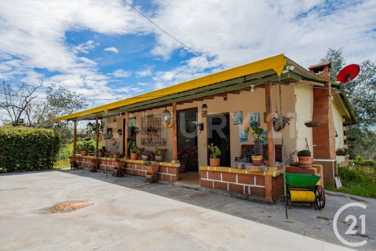 Casa de 2 alcobas en venta en Santa Elena, Medellín, 145 m² · foto 18 de 21