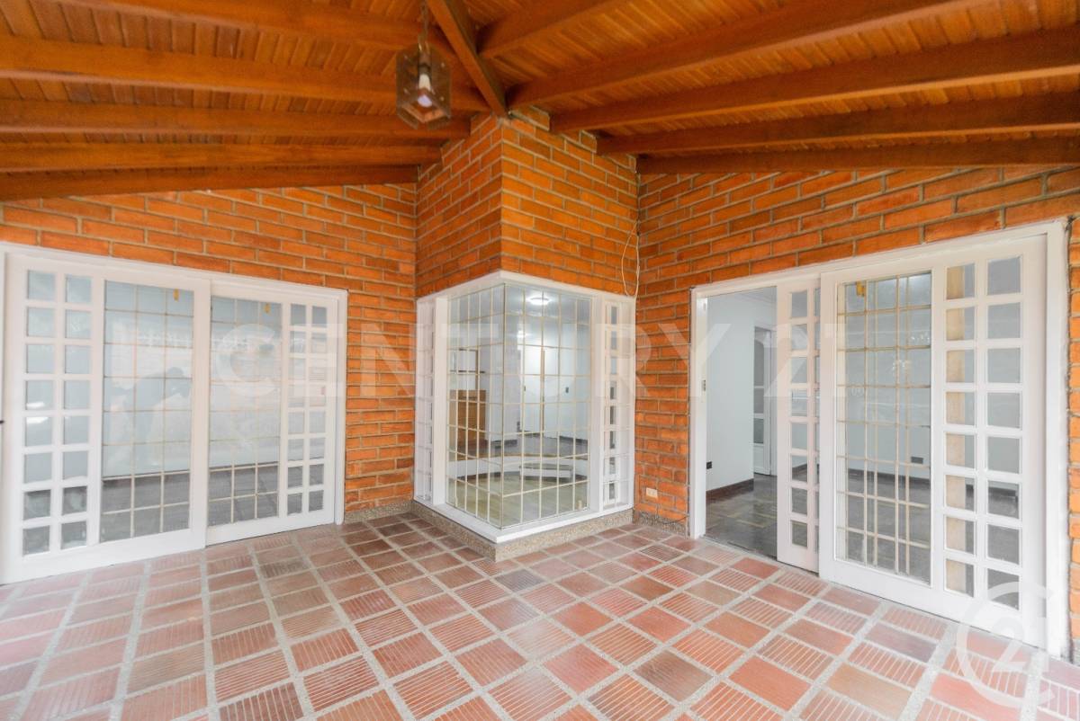 Casa en Arriendo en Suroriente, Medellín