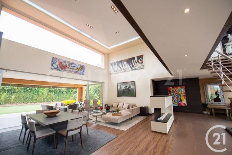 Casa de 4 alcobas en venta en Llano Grande, Rionegro, 573 m² · foto 3 de 21
