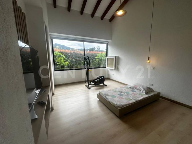 Casa de 3 alcobas en venta en El Tambo, La Ceja, 356 m² · foto 13 de 24