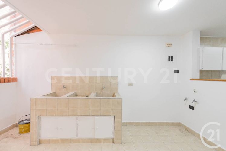 Casa de 3 alcobas en venta en Vizcaya, Medellín, 236 m² · foto 15 de 23