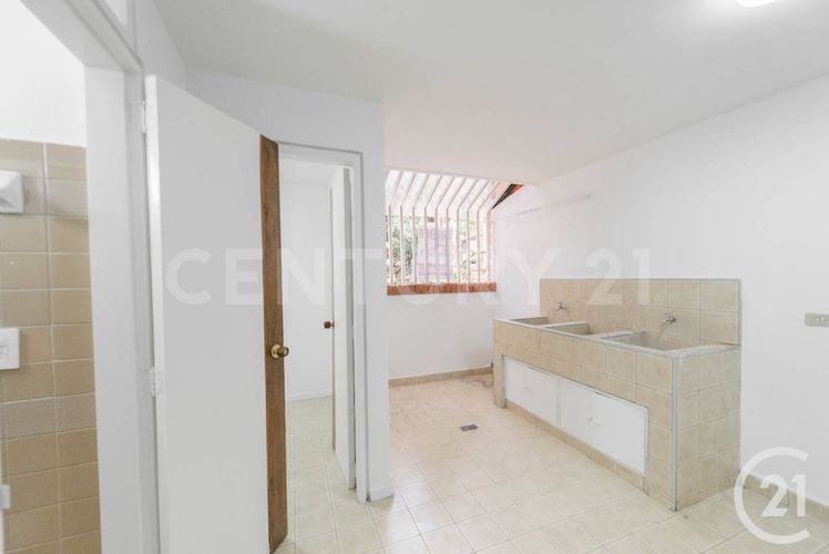 Casa de 3 alcobas en venta en Vizcaya, Medellín, 236 m² · foto 16 de 23