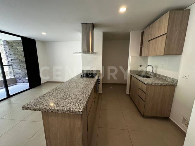 Apartamento de 2 alcobas en venta en Santa Elena, El Retiro, 68 m² · foto 3 de 19