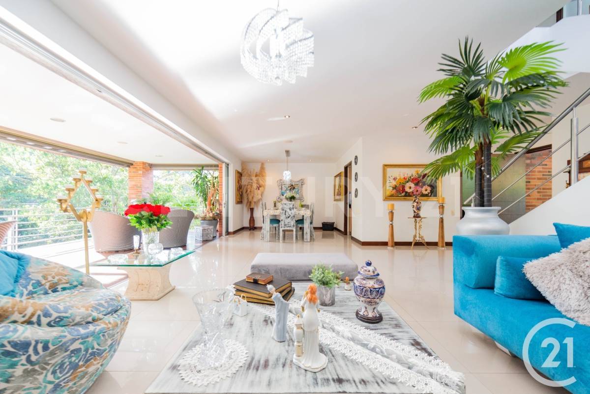 Apartamento en venta en Loma Benedictinos, Envigado · foto 2 de 22