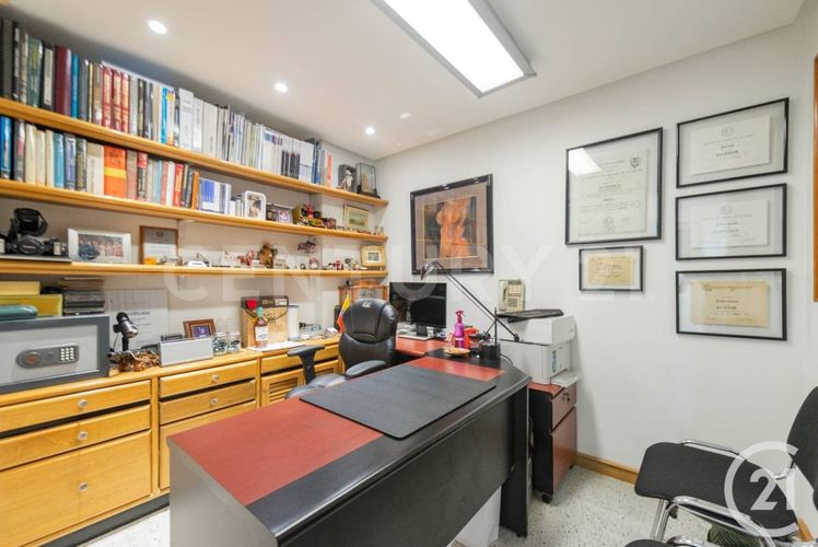 Consultorio en venta en La Aguacatala, Medellín, 69 m² · foto 6 de 17