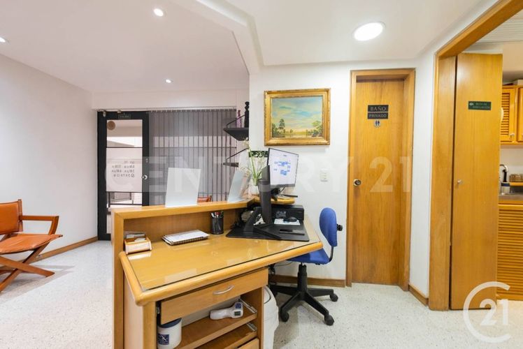 Consultorio en venta en La Aguacatala, Medellín, 69 m² · foto 7 de 17