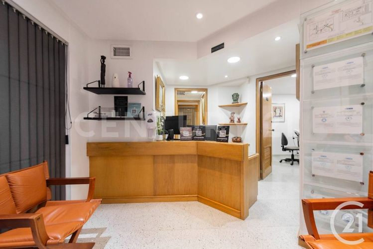 Consultorio en venta en La Aguacatala, Medellín, 69 m² · foto 11 de 17