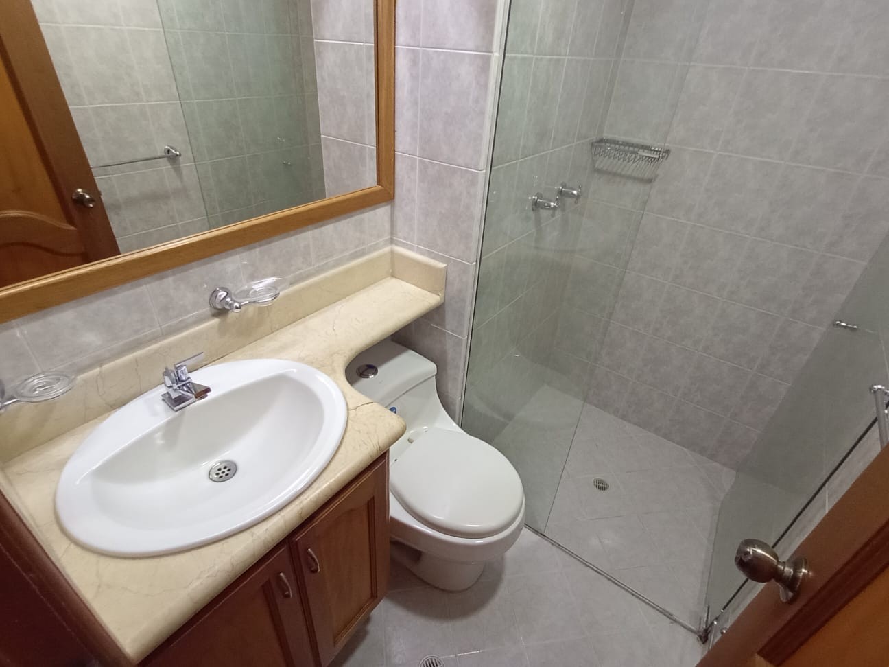 Apartamento en arriendo en Laureles, Medellín · foto 19 de 19