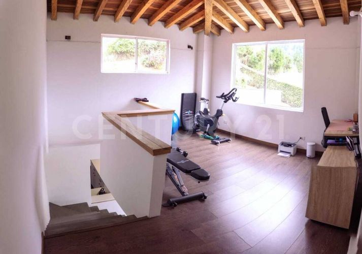 Finca en venta en La Clara, Guarne, 320 m² · foto 6 de 24