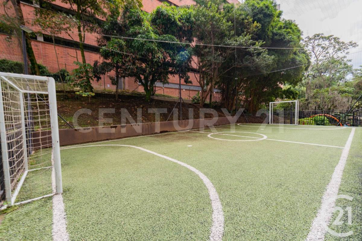 Apartamento en venta en Camino Verde, Envigado · foto 20 de 23